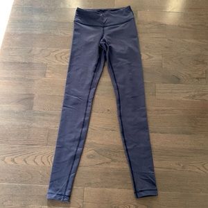 3/$25 Lululemon wunder under leggings